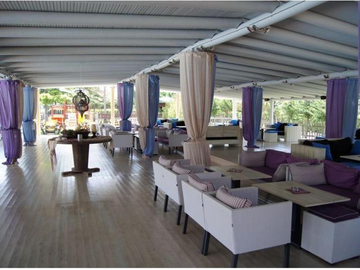 Le Chalet Xanthi Exteriör bild