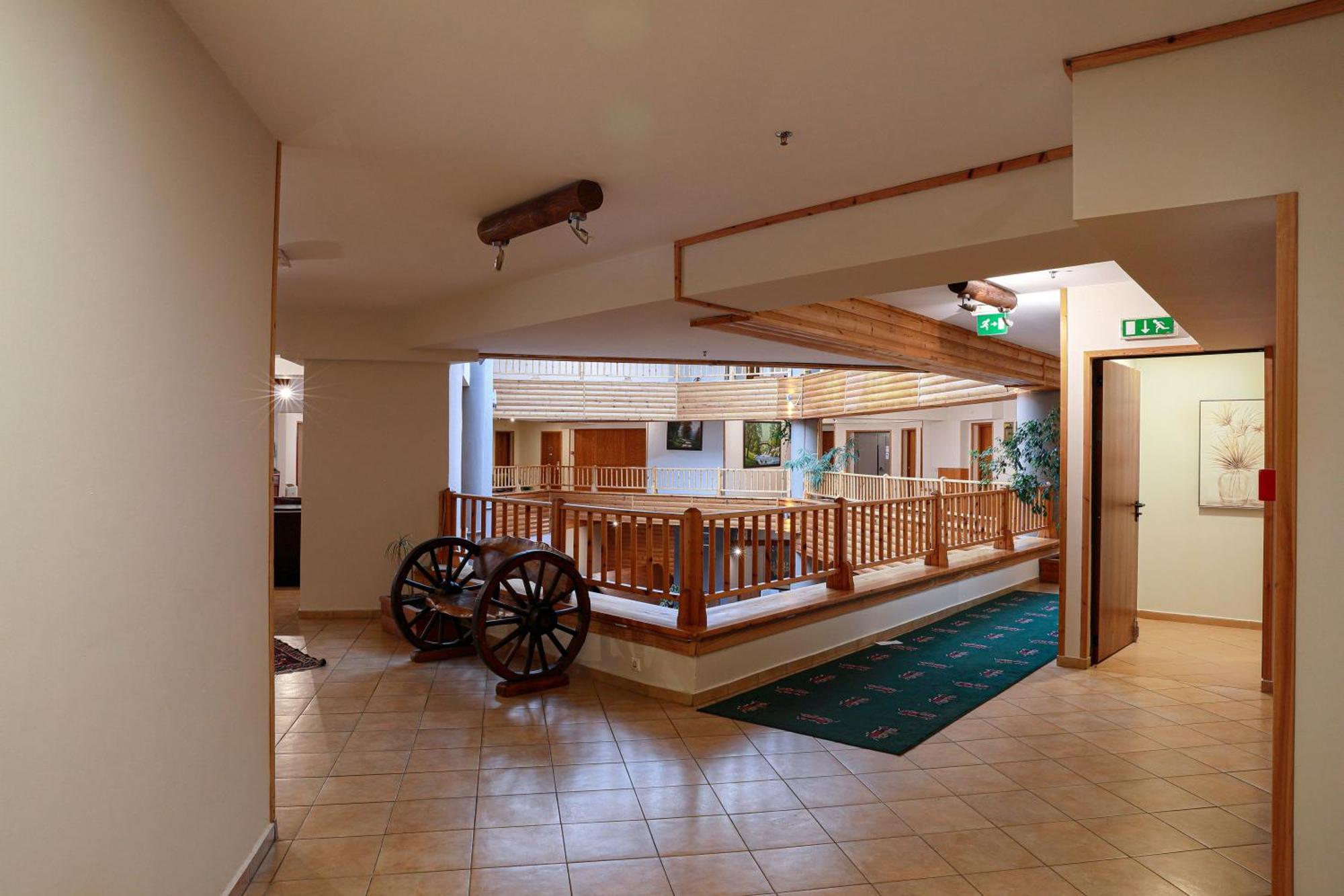 Le Chalet Xanthi Exteriör bild