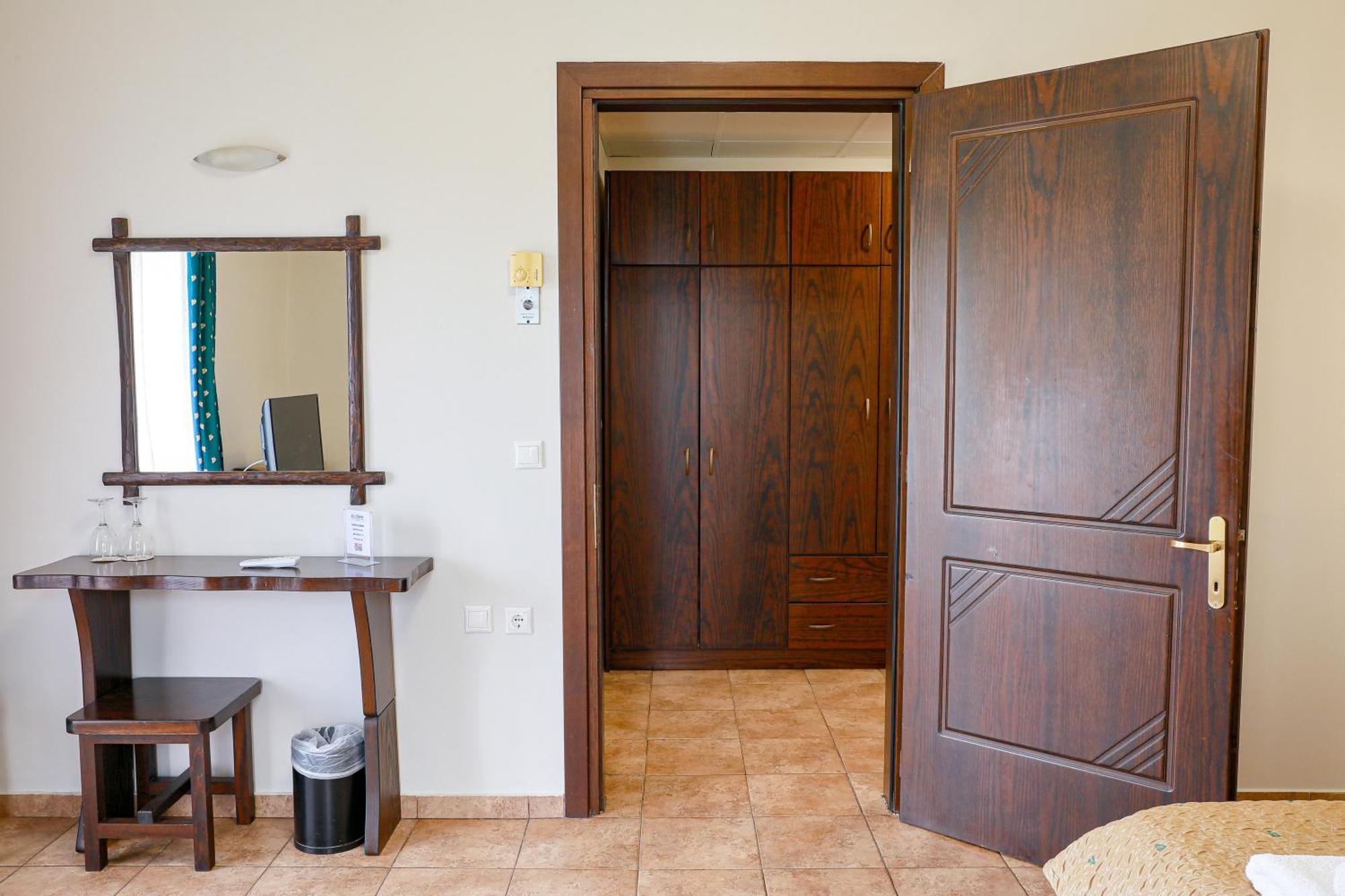 Le Chalet Xanthi Exteriör bild